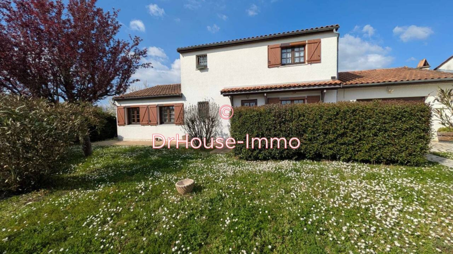 Maison 6 pièces de 144 m² - Artigues-près-Bordeaux (33370)