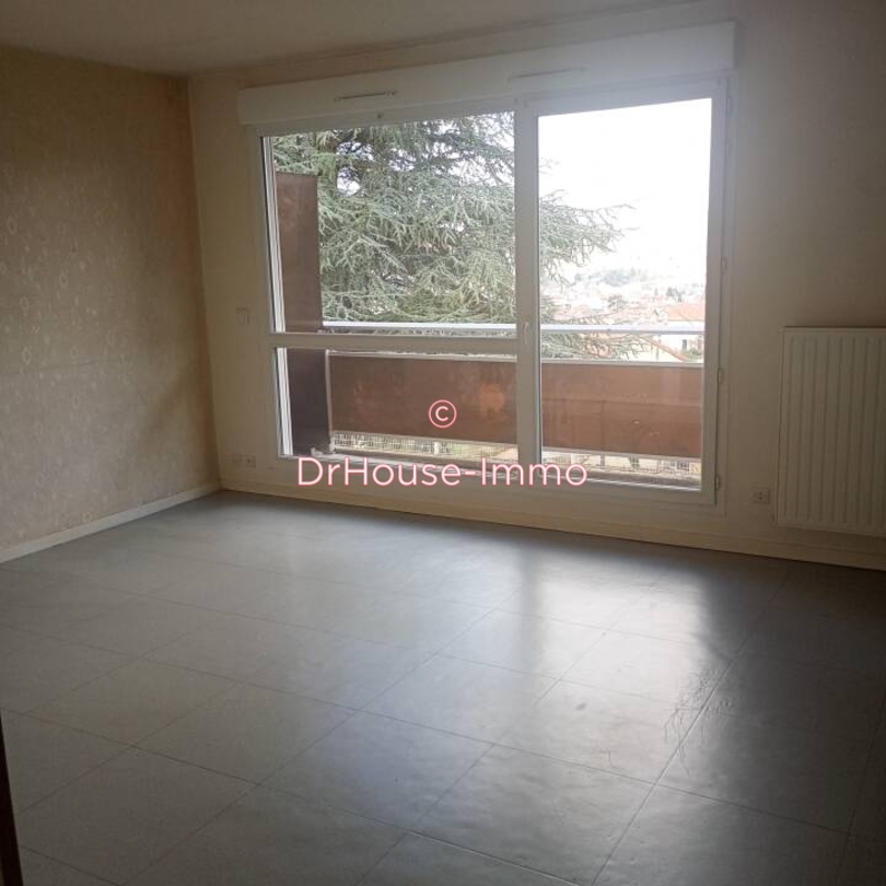 Appartement 2 pièces de 49 m² - Le Puy-en-Velay (43000)