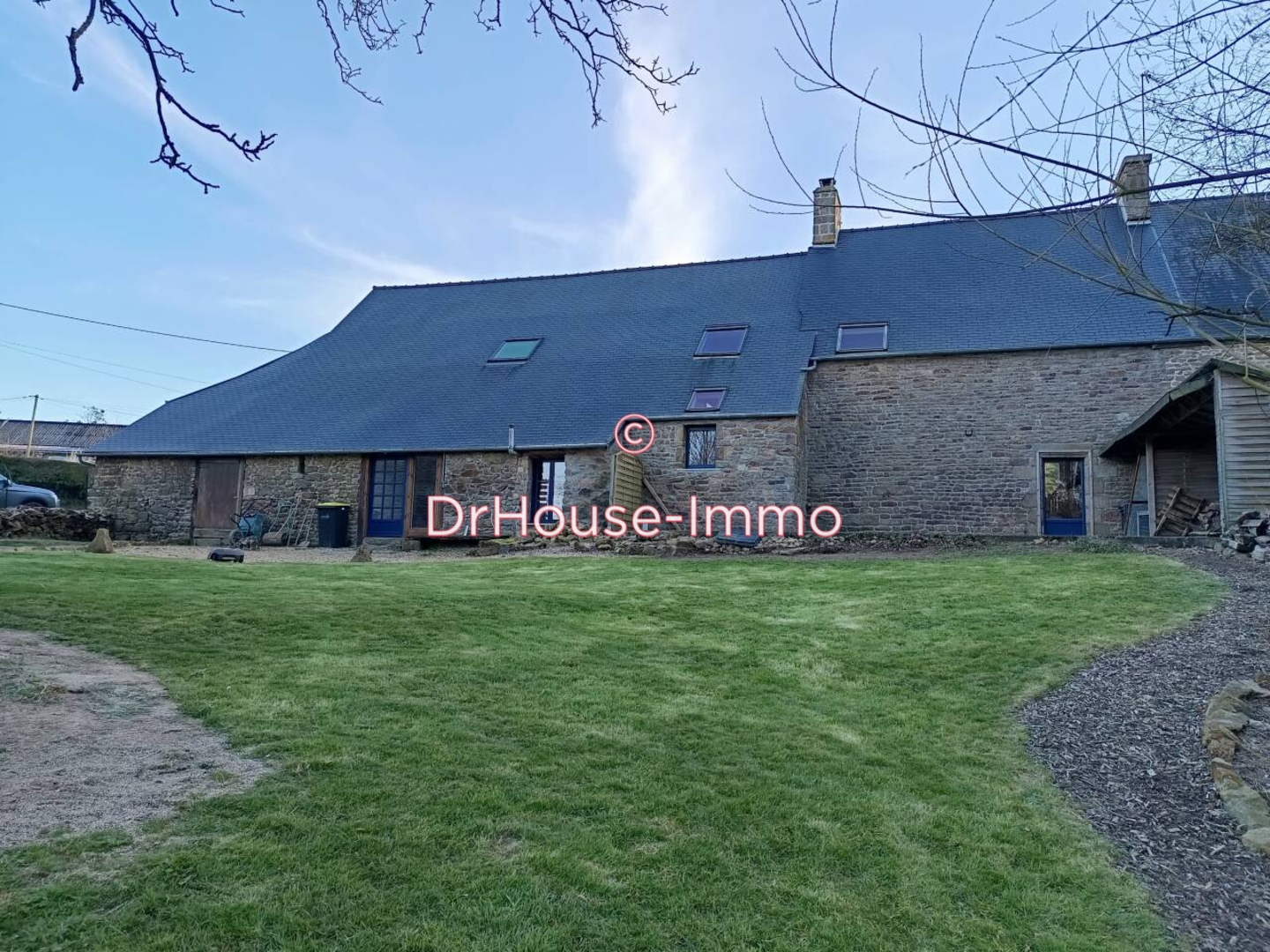 Maison 7 pièces de 190 m² - Louvigné-du-Désert (35420)