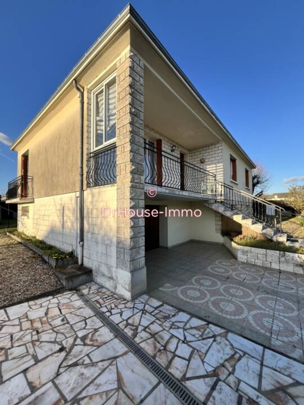 Maison 4 pièces de 92 m² - Velles (36330)