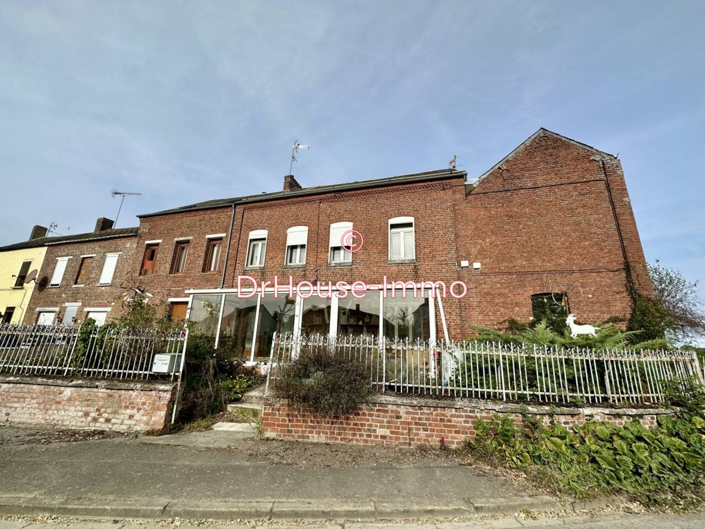 Maison 8 pièces de 162 m² - Maroilles (59550)