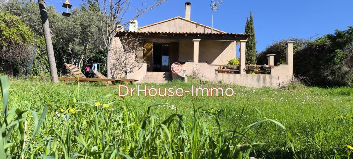 Maison 6 pièces de 120 m² - Saint-Savournin (13119)