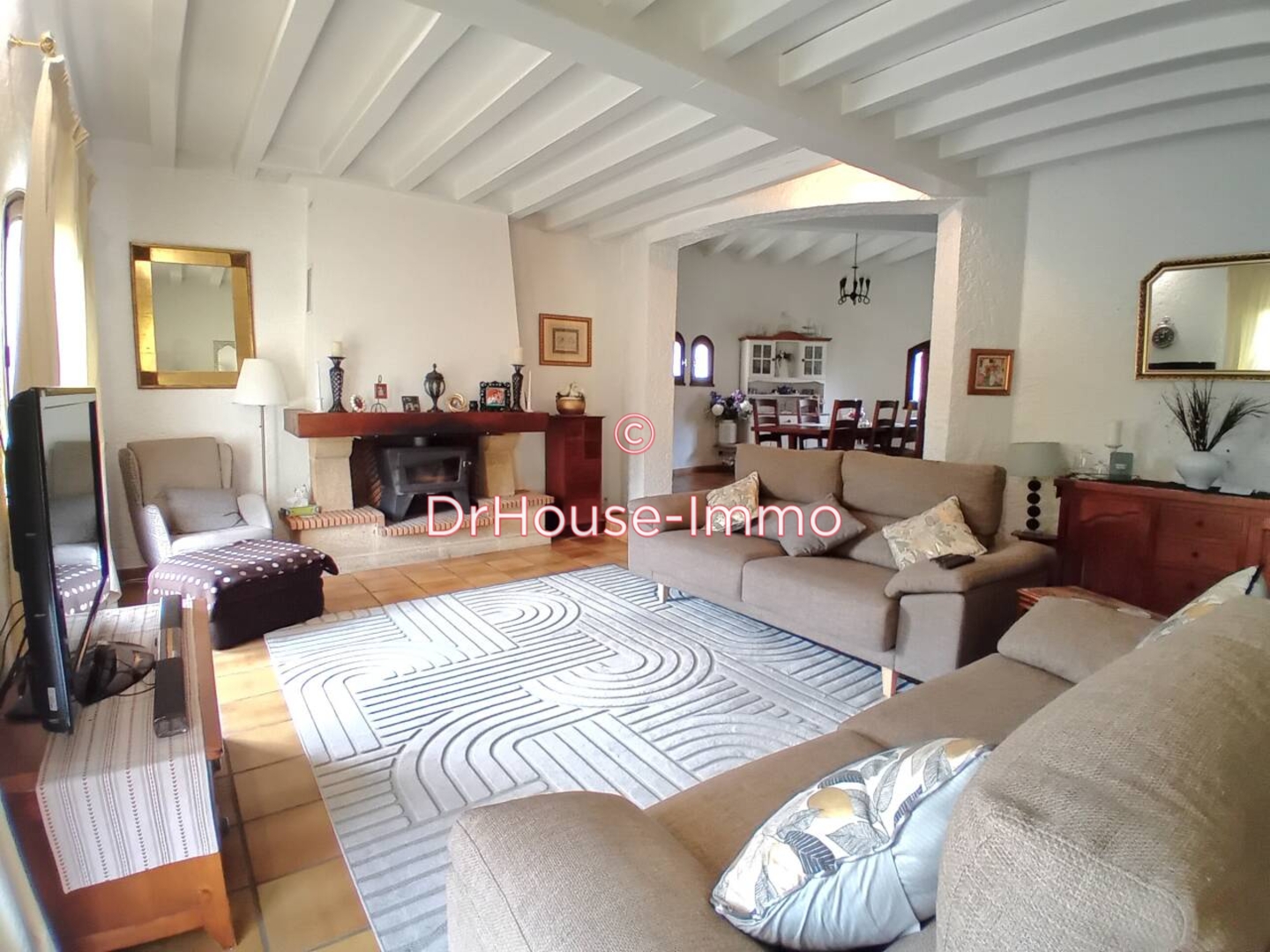 Maison 7 pièces de 160 m² - Fargues-Saint-Hilaire (33370)