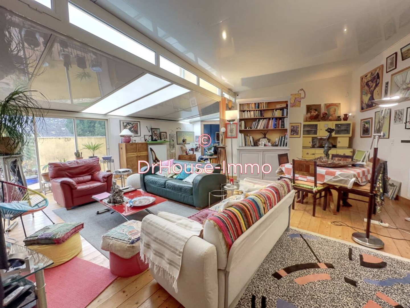 Maison 9 pièces de 222 m² - Bonnétable (72110)