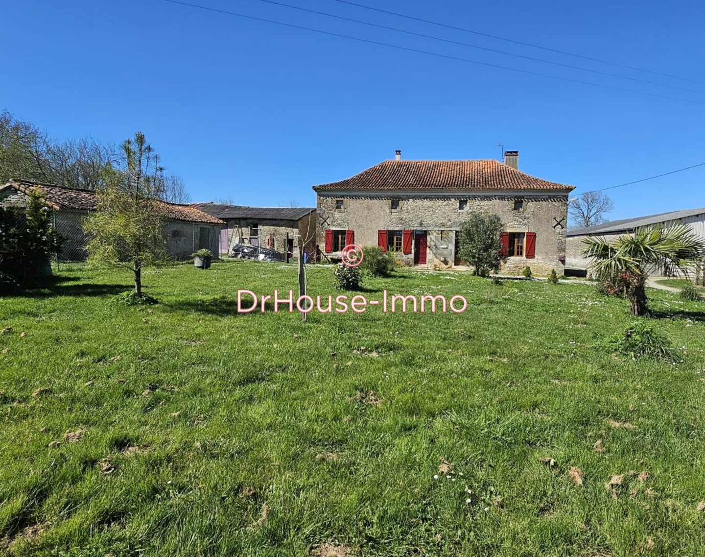 Maison 5 pièces de 175 m² - Mauprévoir (86460)