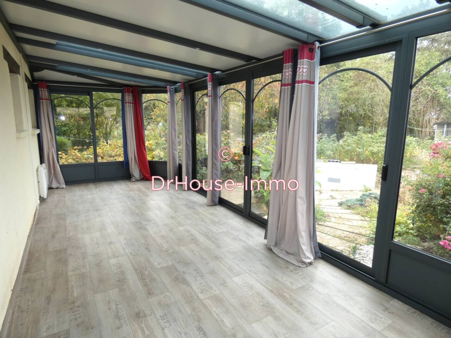 Maison 5 pièces de 141 m² - Le Lude (72800)