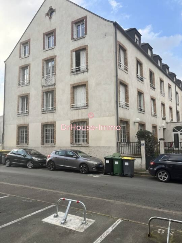 Appartement 3 pièces de 70 m² - Orléans (45000)