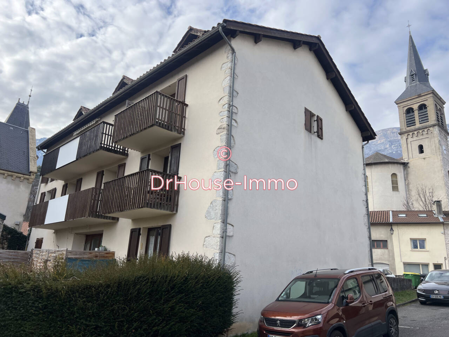 Appartement 3 pièces de 67 m² - Claix (38640)