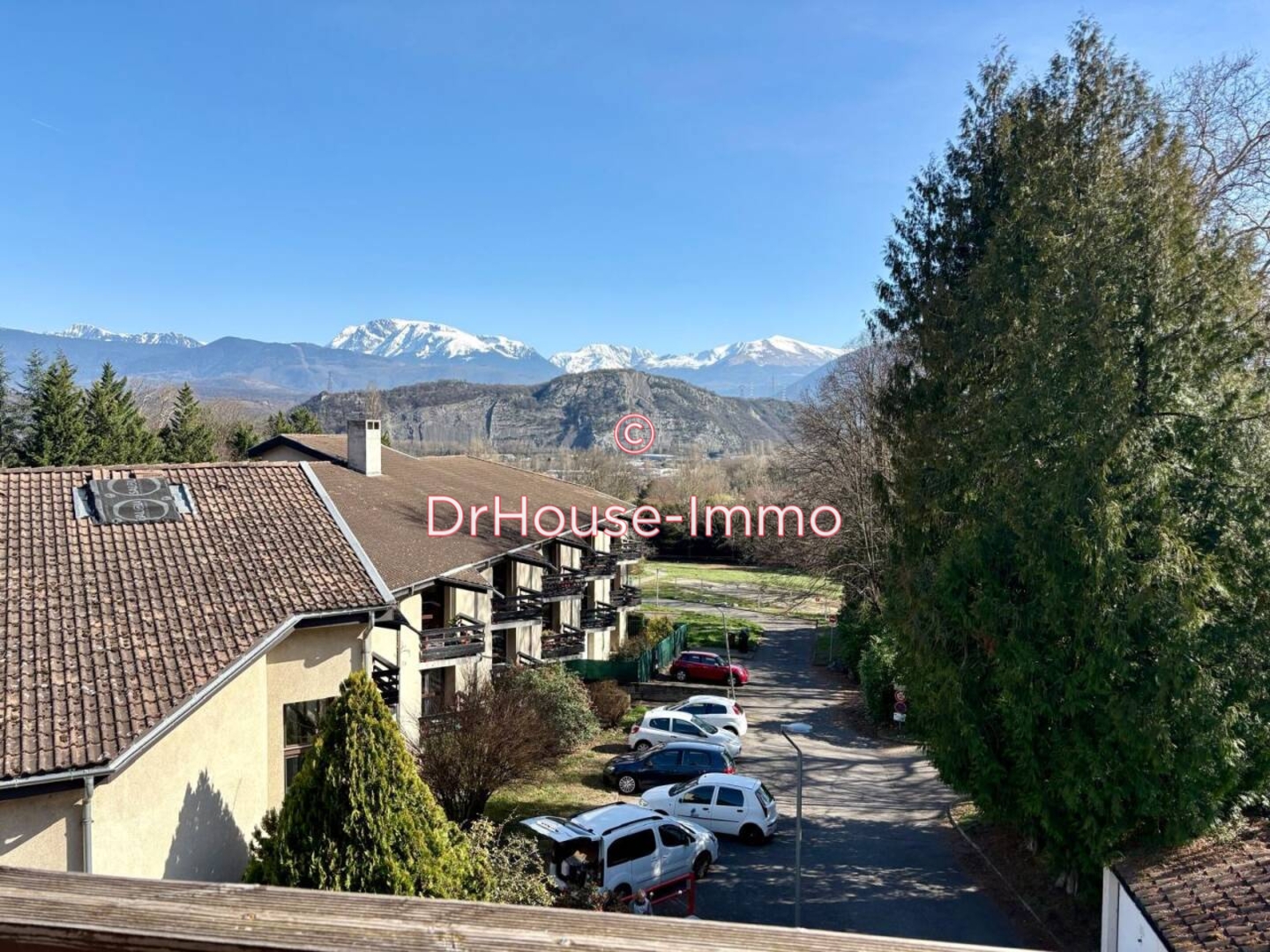 Appartement 3 pièces de 67 m² - Claix (38640)