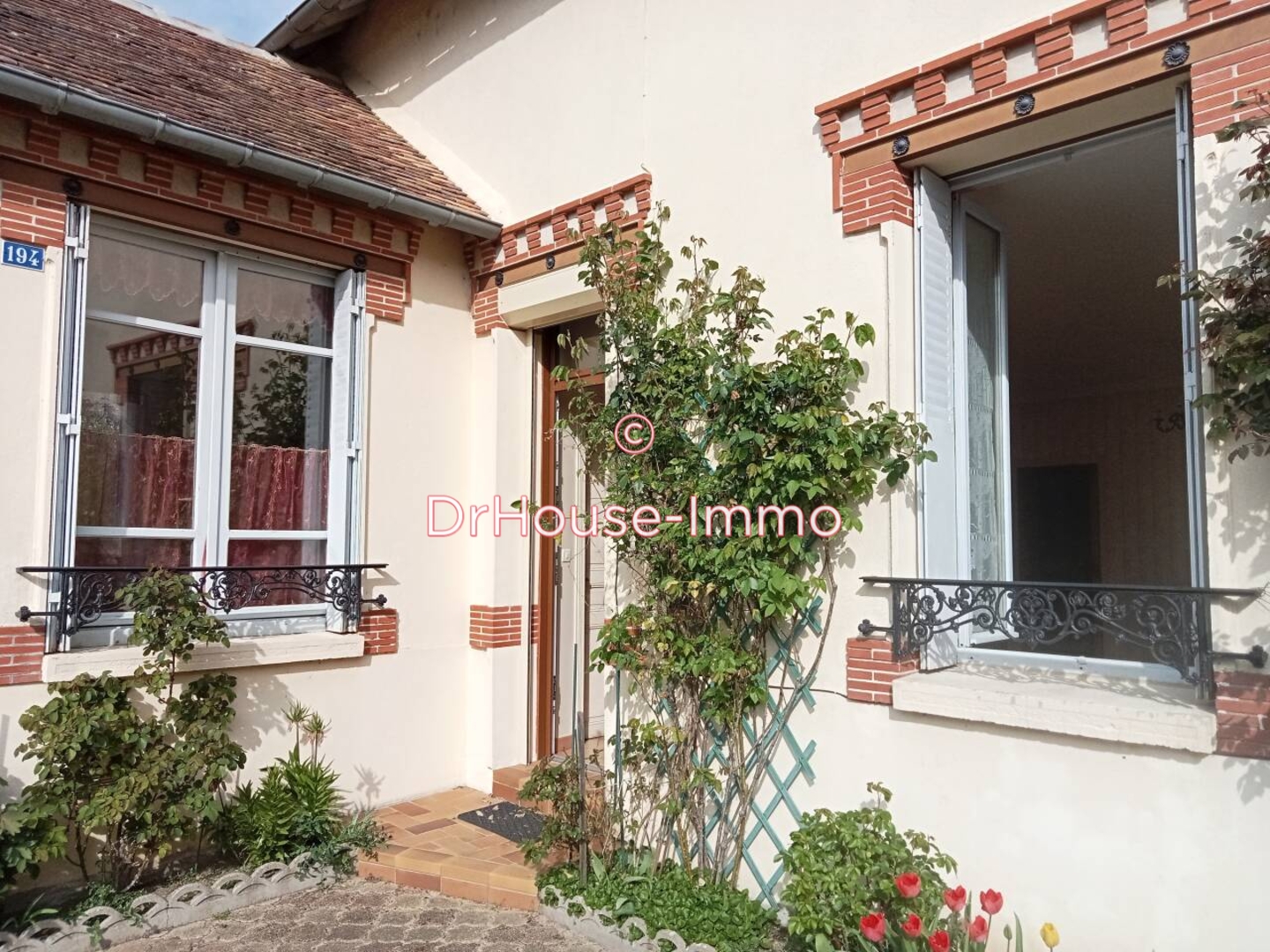 Maison 6 pièces de 108 m² - Gy-les-Nonains (45220)