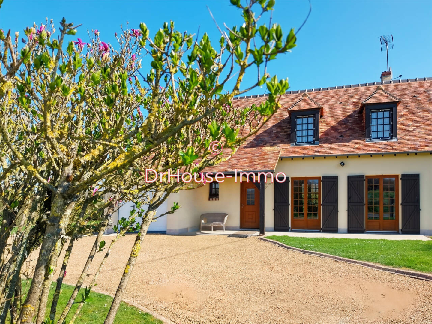 Maison 5 pièces de 120 m² - L'Aigle (61300)