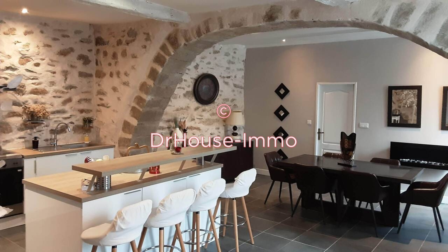 Maison 6 pièces de 176 m² - Sainte-Valière (11120)