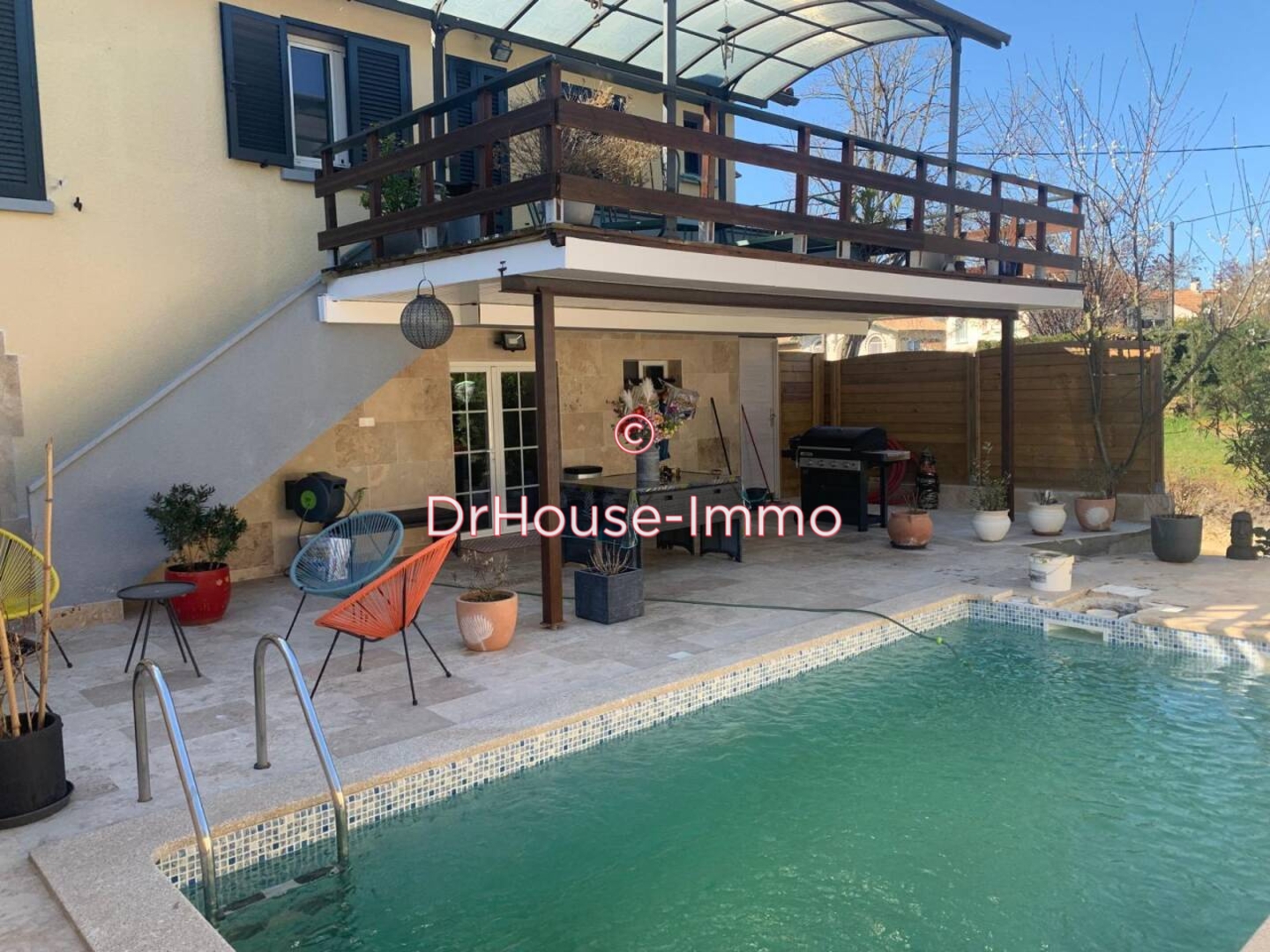 Maison 6 pièces de 151 m² - Bergerac (24100)