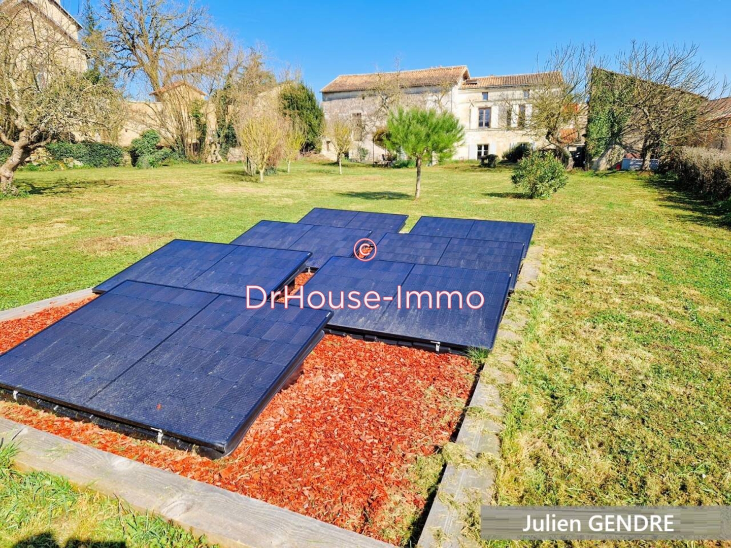 Maison 5 pièces de 185 m² - Salles (79800)