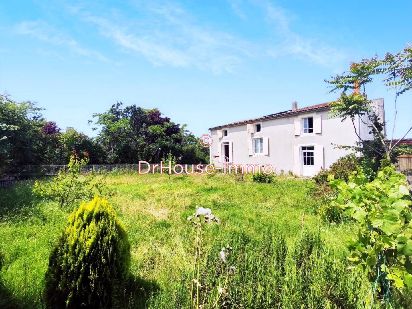 Maison 6 pièces de 137 m² - Le Bourdet (79210)