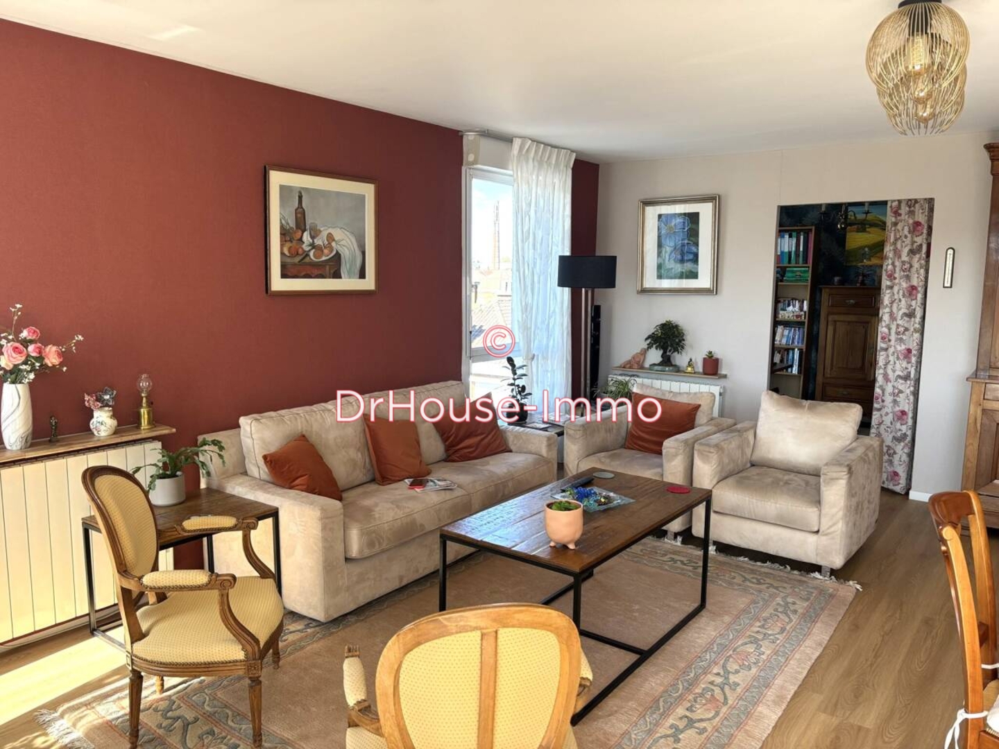 Appartement 4 pièces de 123 m² - Armentières (59280)