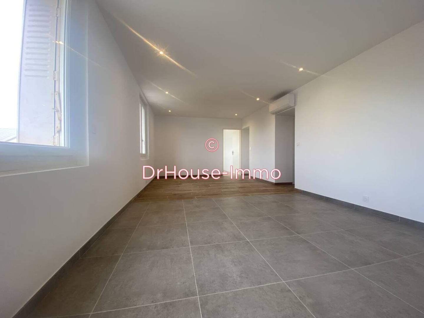 Appartement 4 pièces de 65 m² - Valence (26000)