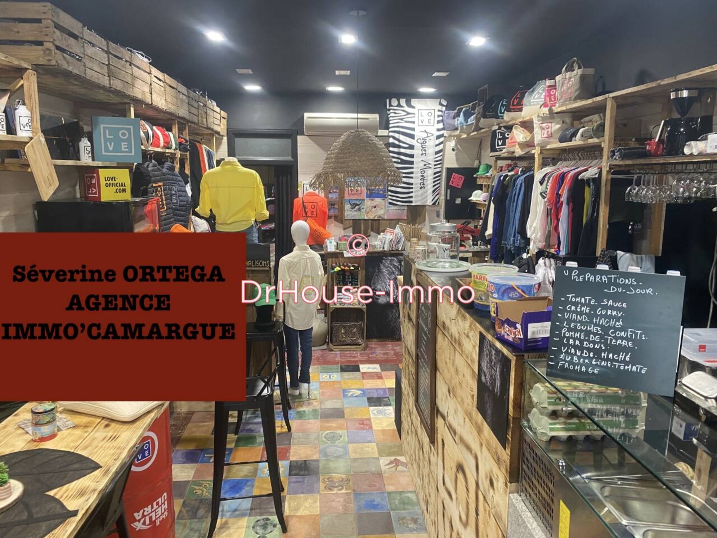 Commerce 1 pièce de 52 m² - Aigues-Mortes (30220)