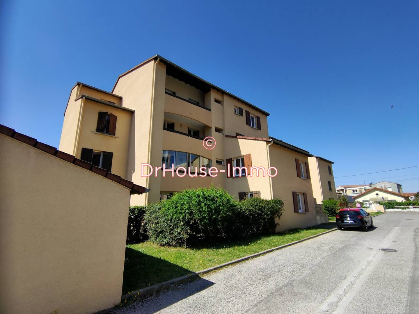 Appartement 2 pièces de 61 m² - Bourg-lès-Valence (26500)