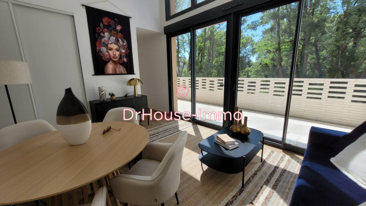 Appartement 4 pièces de 86 m² - Pessac (33600)