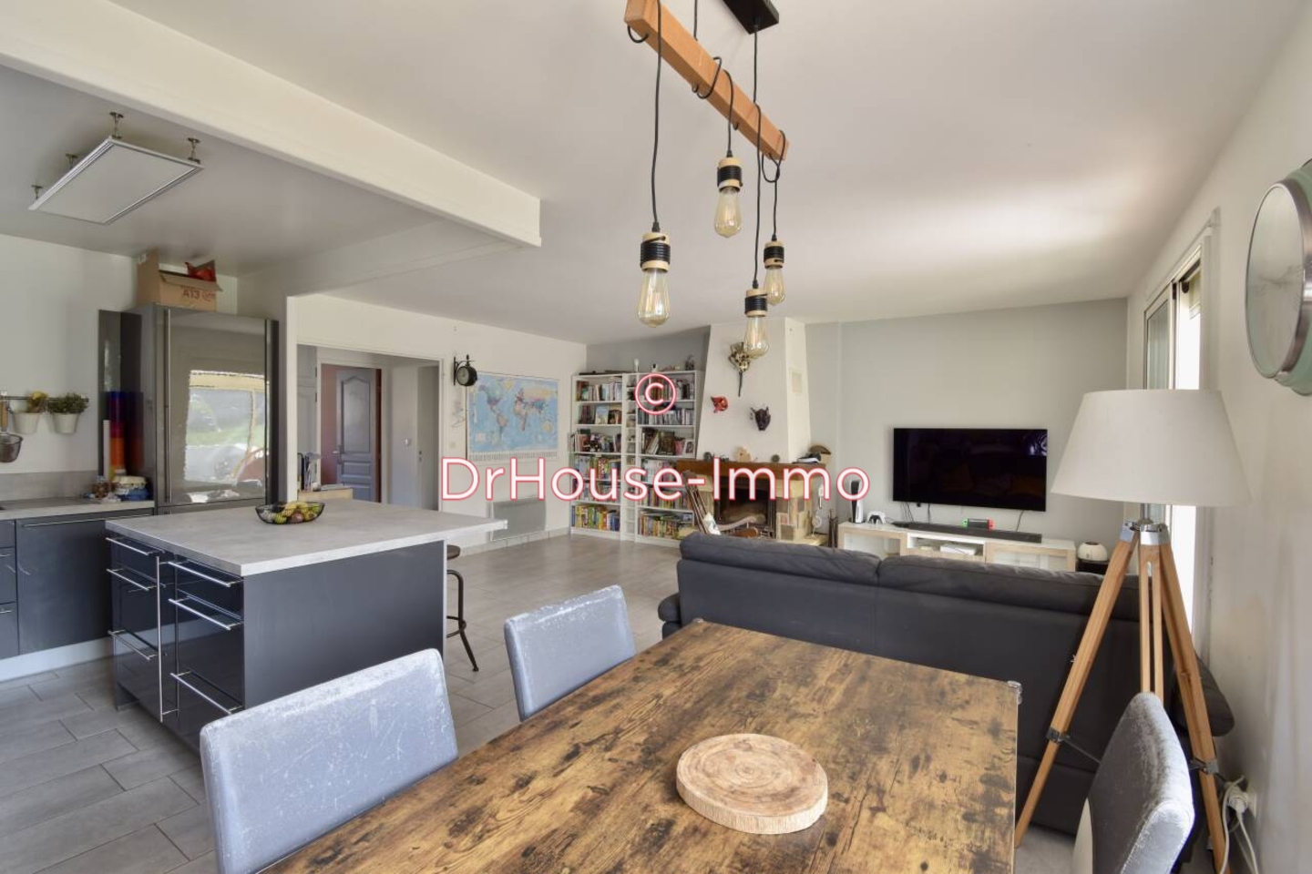 Maison 5 pièces de 110 m² - Magnanville (78200)