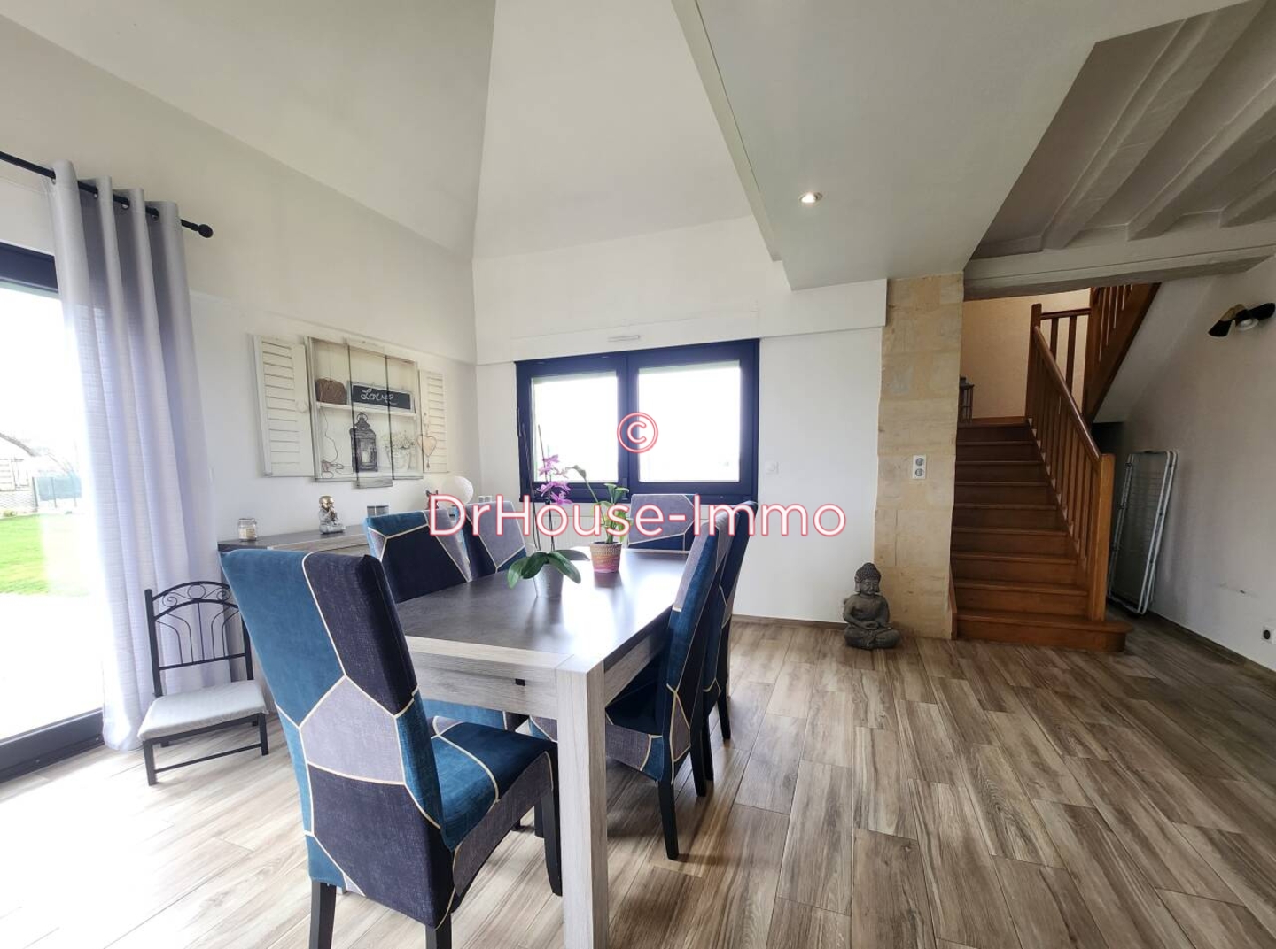 Maison 5 pièces de 139 m² - Dangeul (72260)