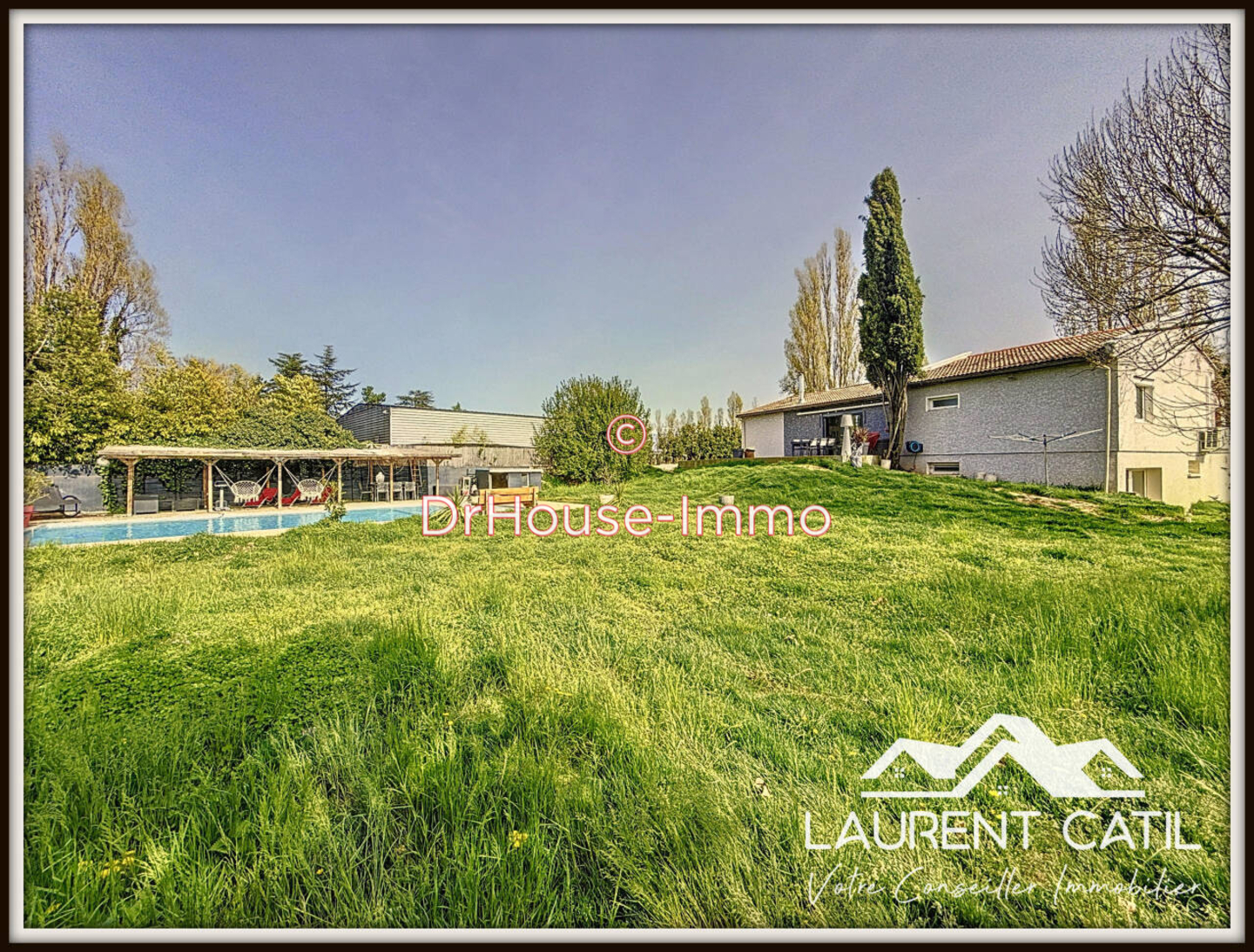 Maison 6 pièces de 187 m² - Châteauneuf-sur-Isère (26300)