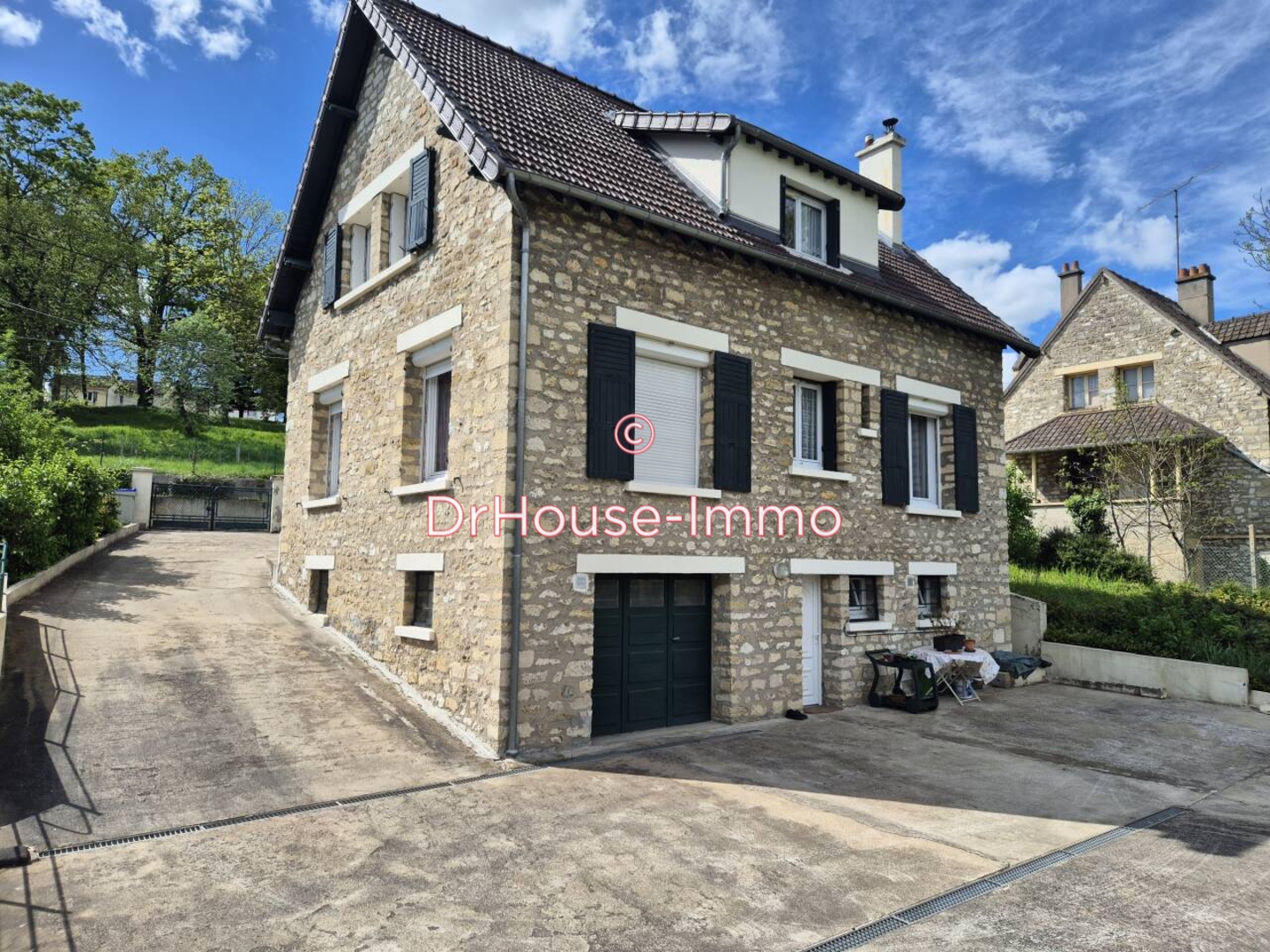 Maison 5 pièces de 101 m² - Mantes-la-Jolie (78200)