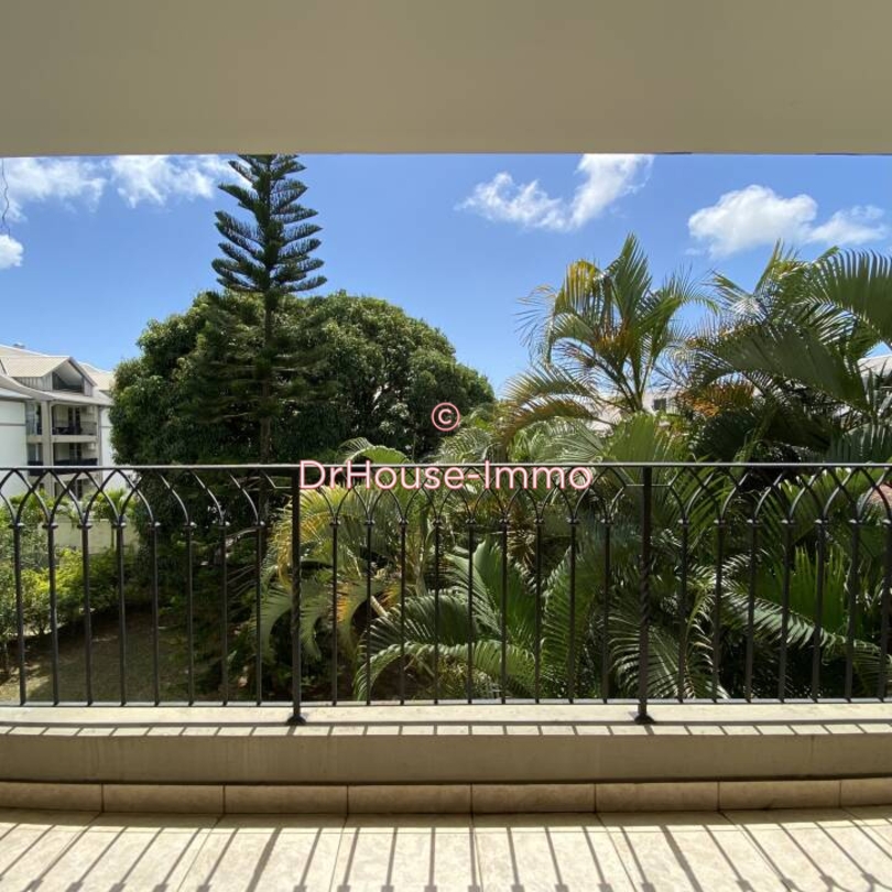 Appartement 3 pièces de 61 m² - Saint-André (97440)