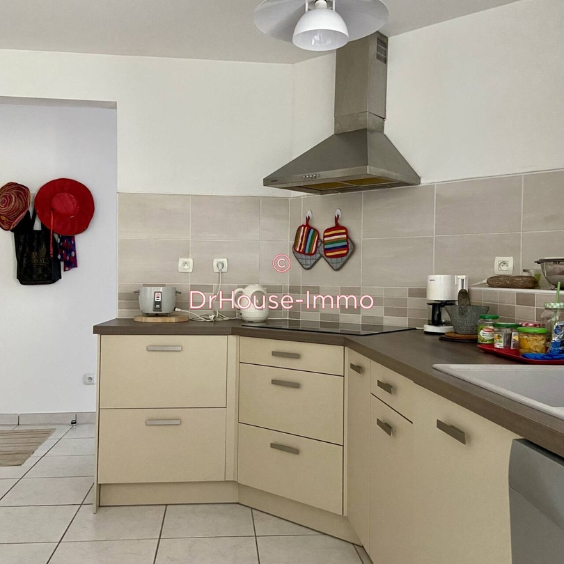 Appartement 3 pièces de 61 m² - Saint-André (97440)