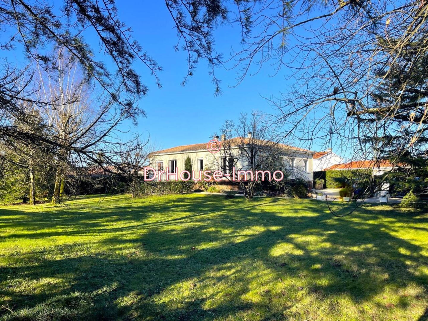 Maison 6 pièces de 128 m² - Luçon (85400)