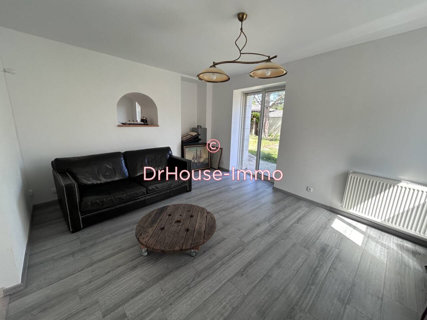 Maison 6 pièces de 124 m² - Loudun (86200)