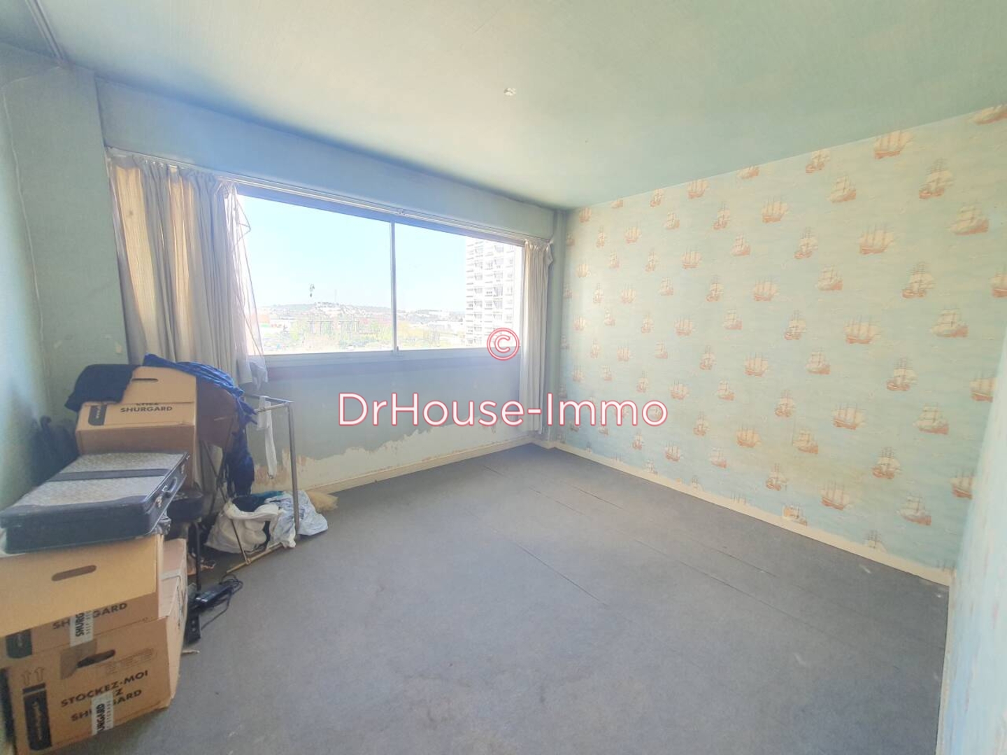 Appartement 3 pièces de 71 m² - Colombes (92700)