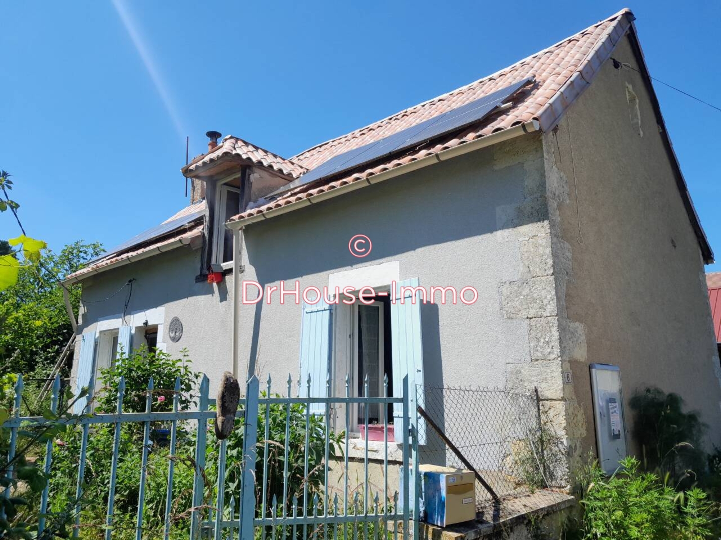 Maison 2 pièces de 65 m² - Saint-Pierre-de-Maillé (86260)