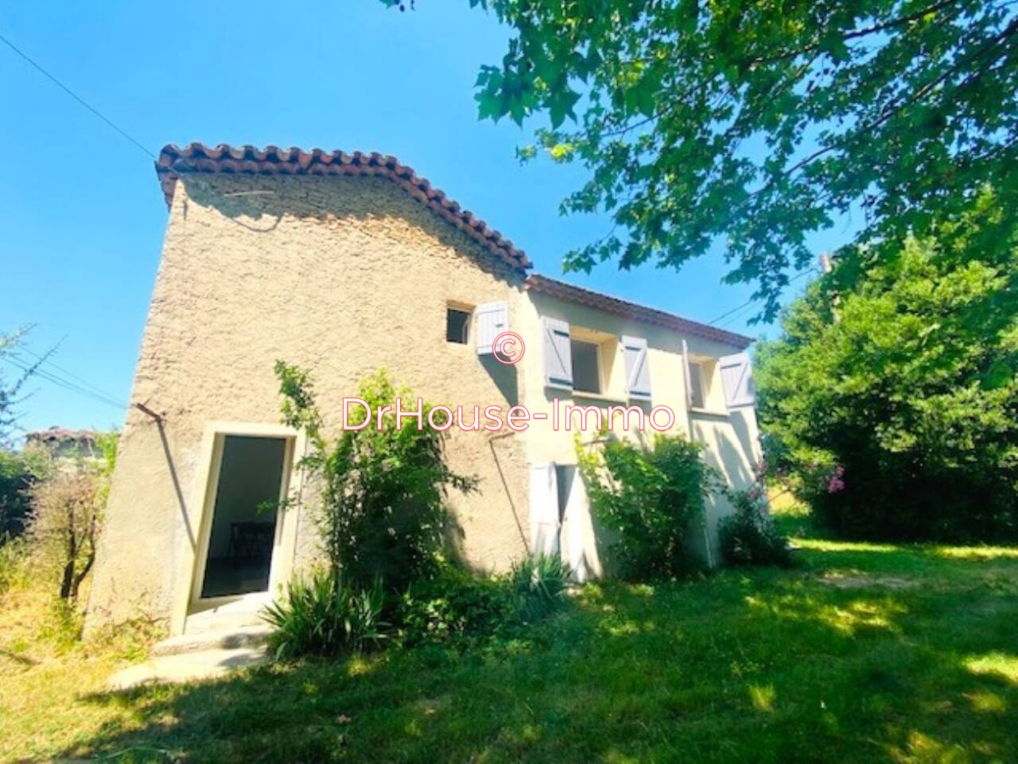Maison 6 pièces de 140 m² - Ribaute-les-Tavernes (30720)