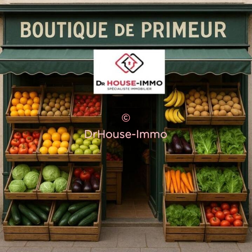 Commerce de 61 m² - Lacanau (33680)