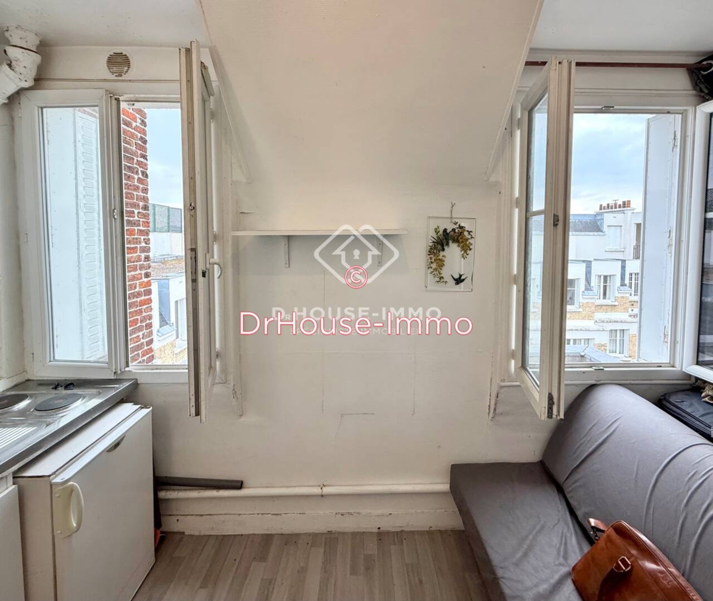 Appartement 1 pièce de 9 m² - Paris (75016)