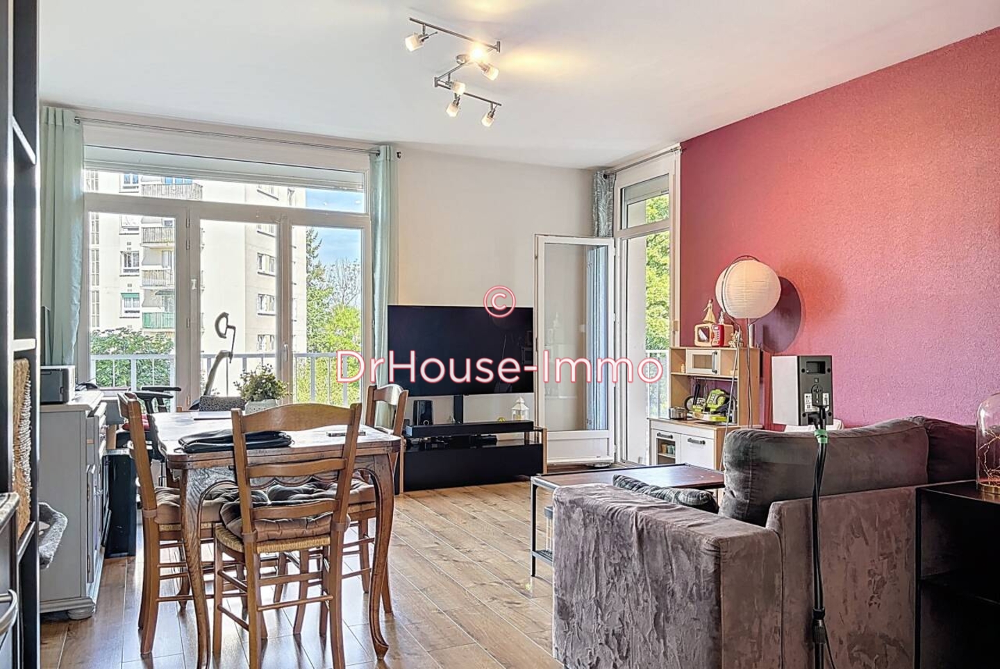 Appartement 3 pièces de 69 m² - Olivet (45160)