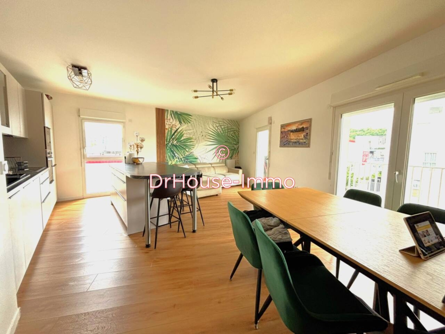 Appartement 4 pièces de 85 m² - Noisy-le-Sec (93130)