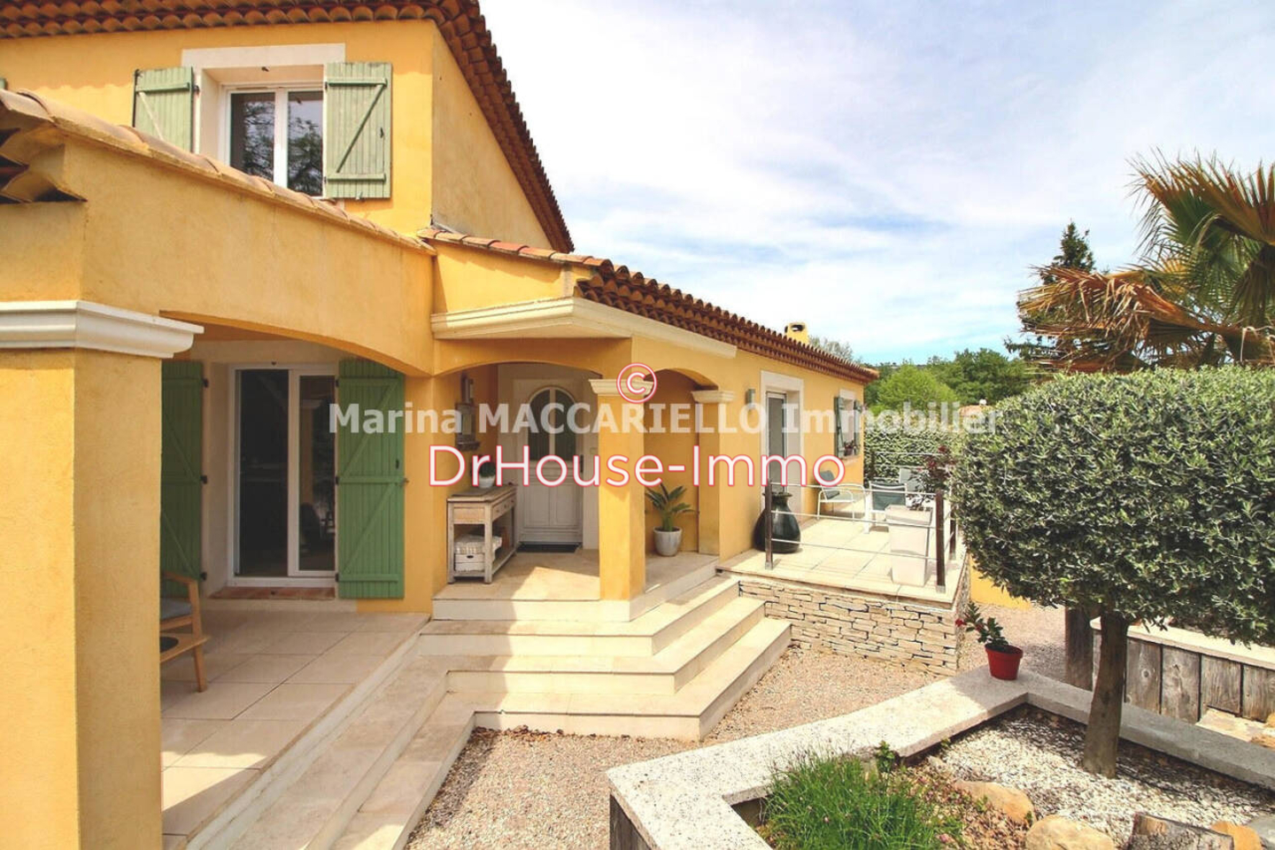 Maison 6 pièces de 175 m² - Forcalqueiret (83136)