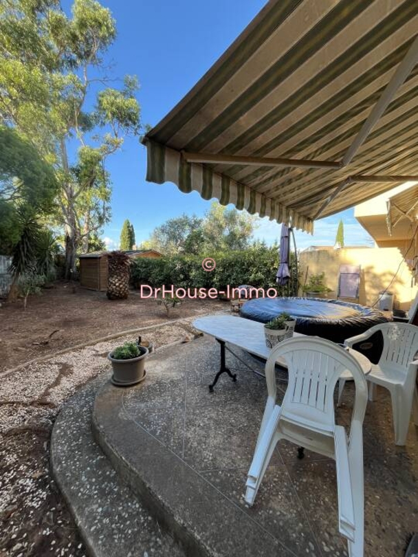 Appartement 3 pièces de 53 m² - Toulon (83000)