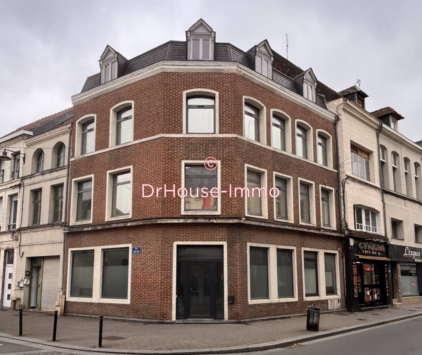 Immeuble 7 pièces de 171 m² - Valenciennes (59300)