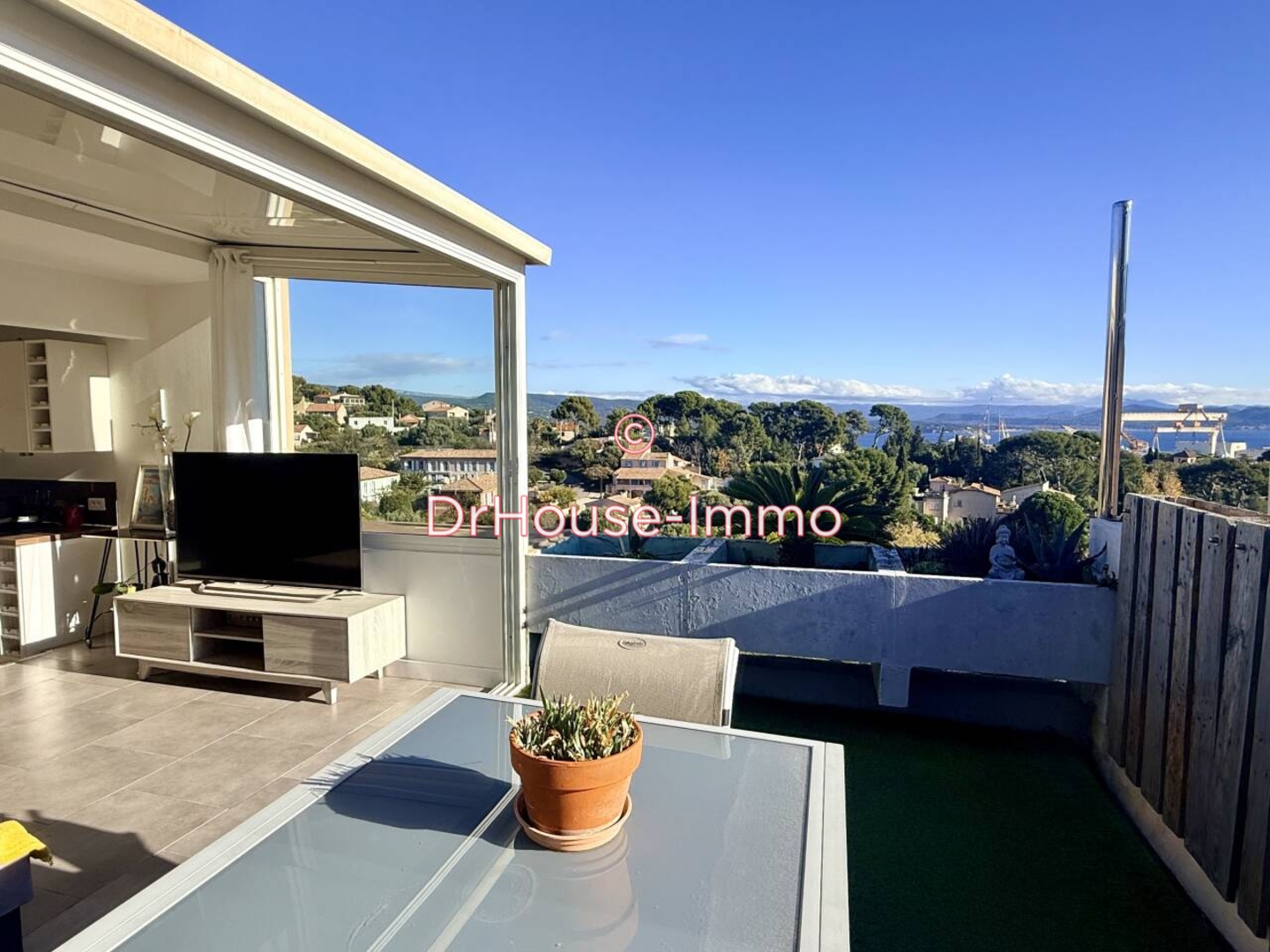 Appartement 3 pièces de 63 m² - La Ciotat (13600)