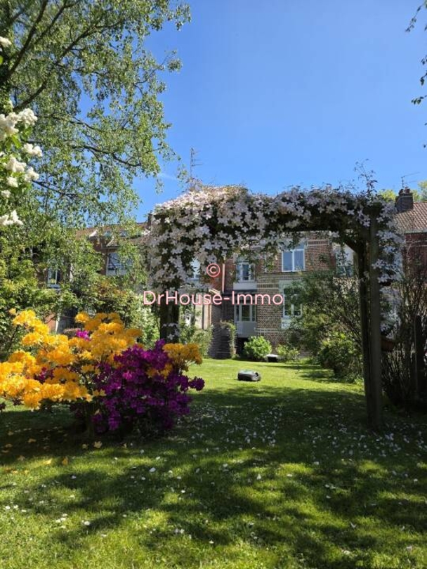 Maison 6 pièces de 150 m² - Roubaix (59100)