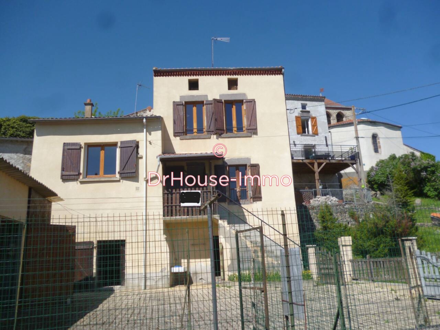 Maison 5 pièces de 81 m² - Bergonne (63500)