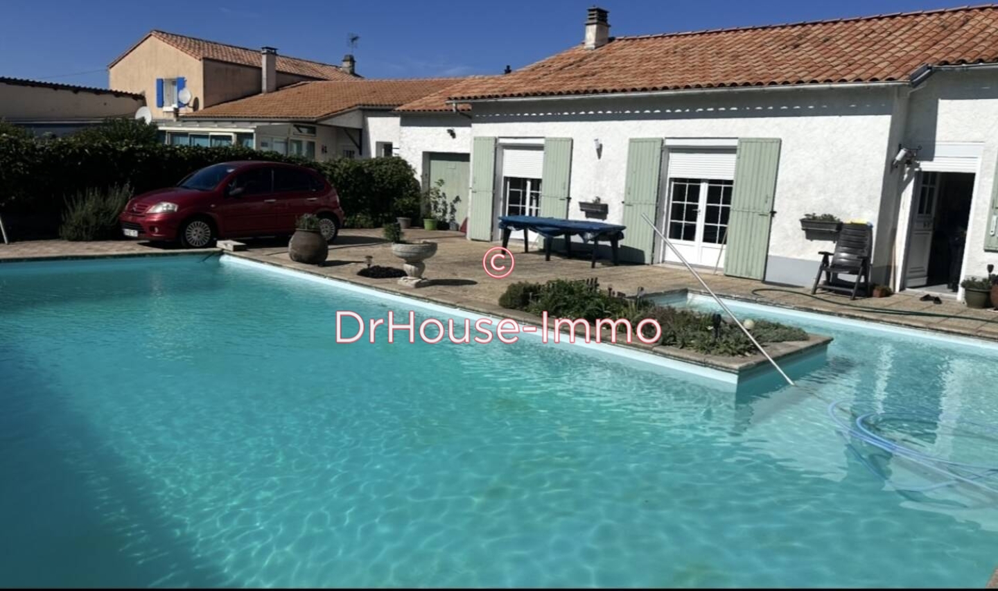 Maison 6 pièces de 125 m² - Coulon (79510)