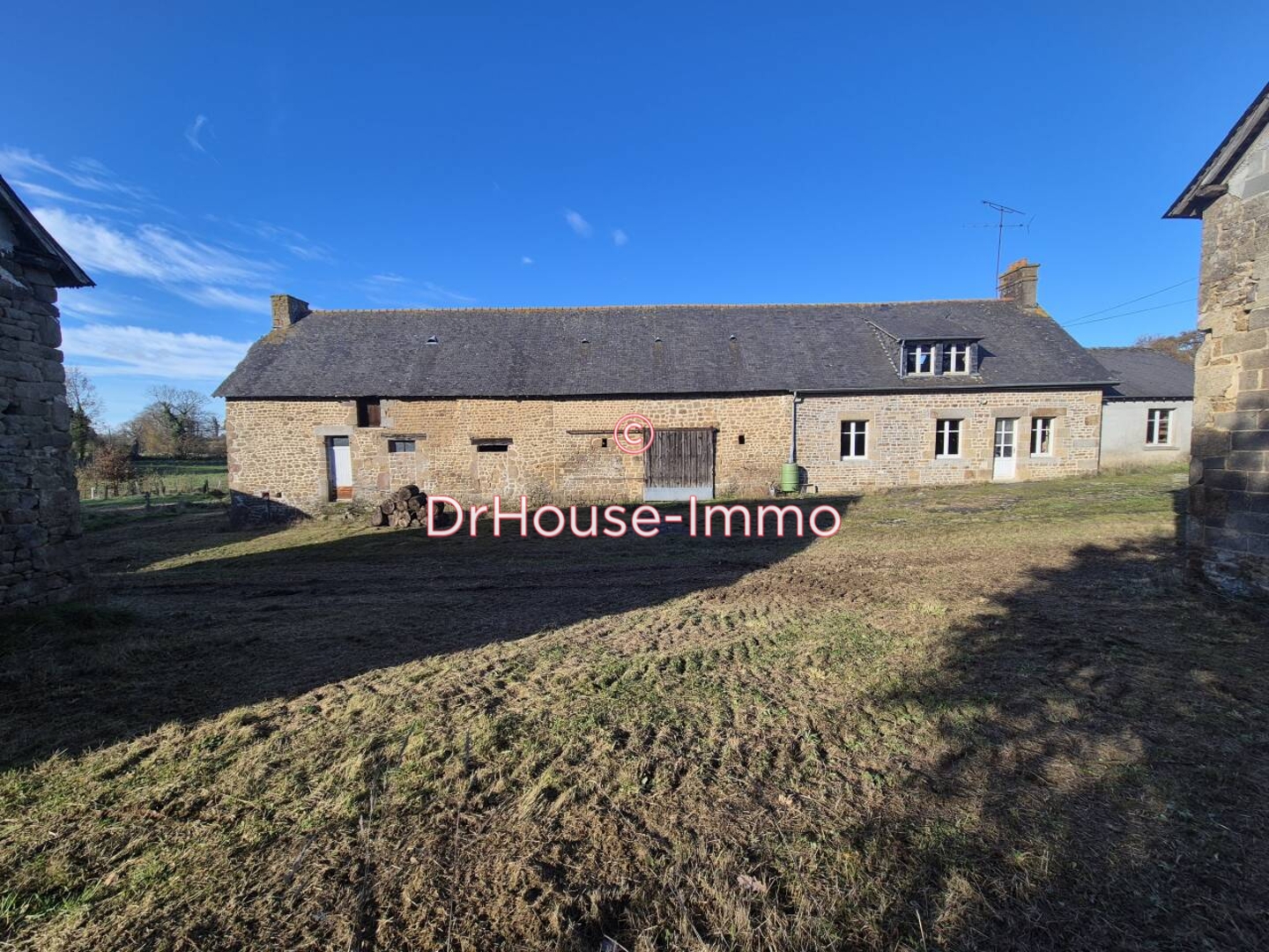 Maison 2 pièces de 110 m² - Montaudin (53220)