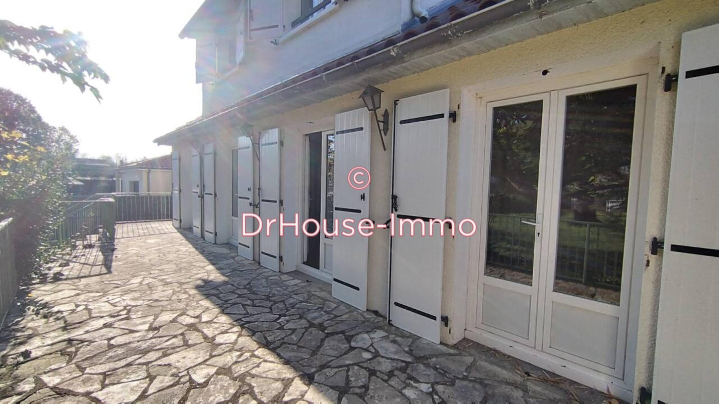 Maison 6 pièces de 130 m² - La Force (24130)