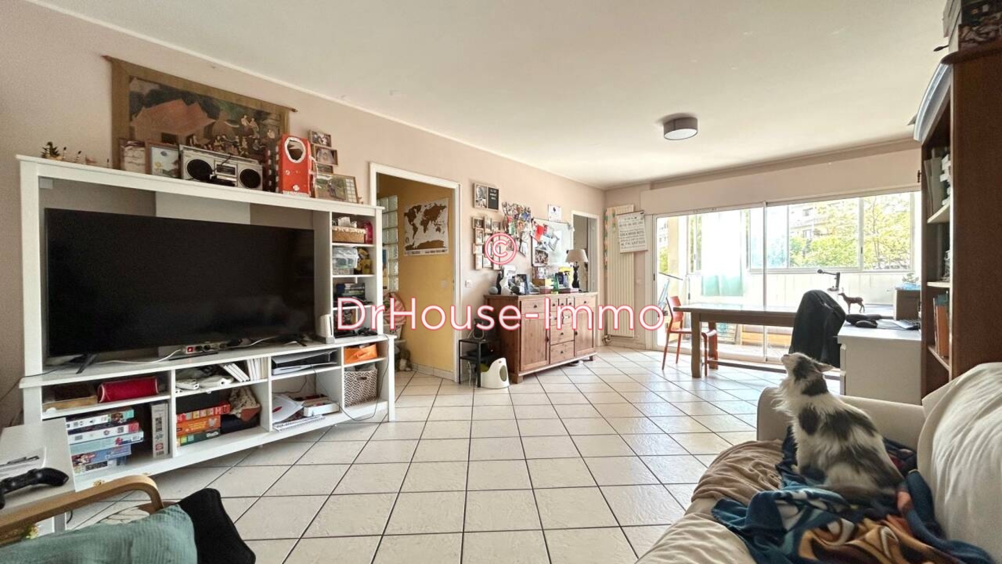 Appartement 4 pièces de 74 m² - Toulon (83000)