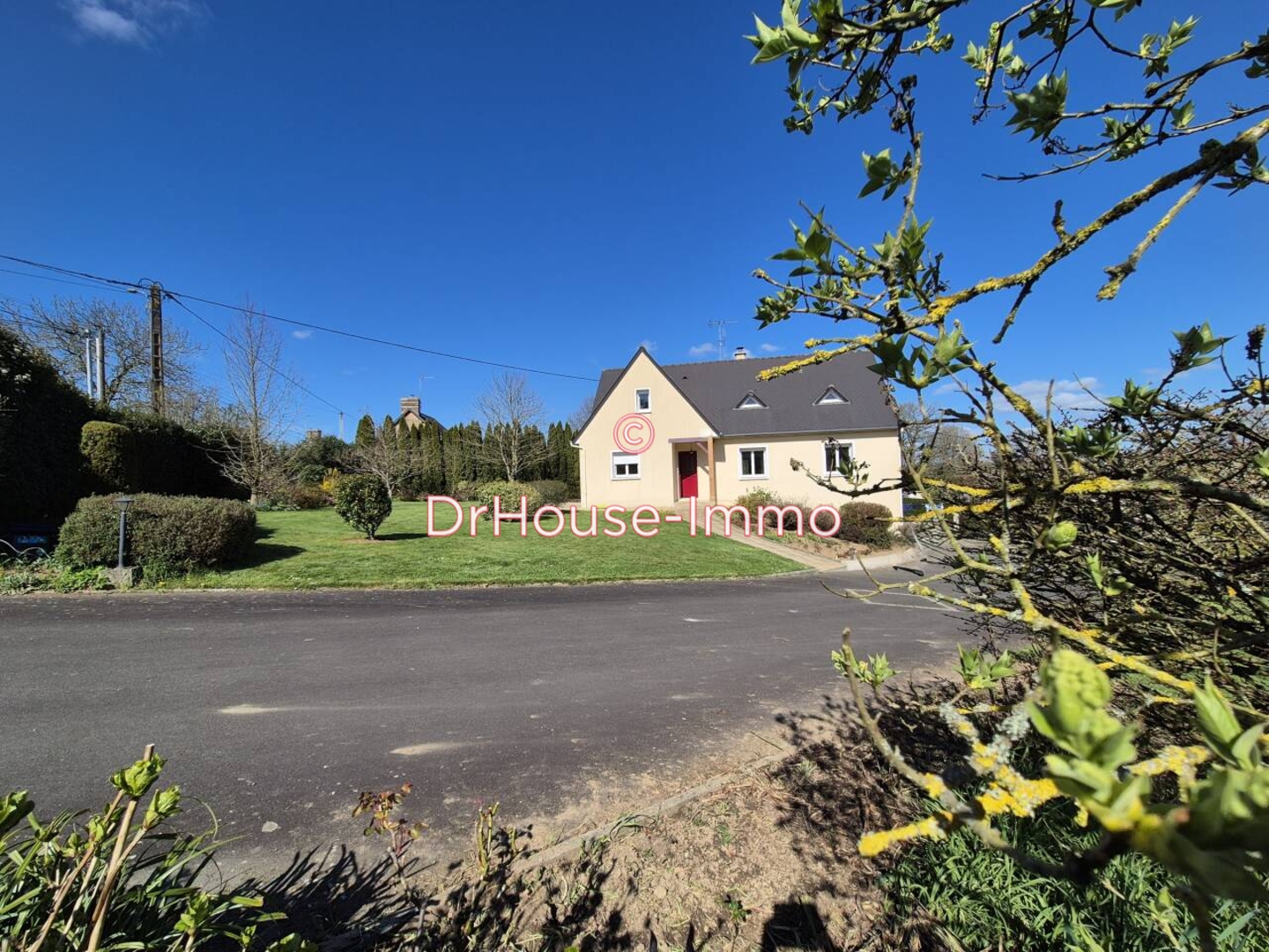 Maison 6 pièces de 130 m² - Gorron (53120)